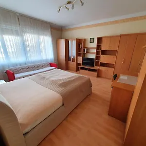 ellenőrizze a rendelkezésre állást